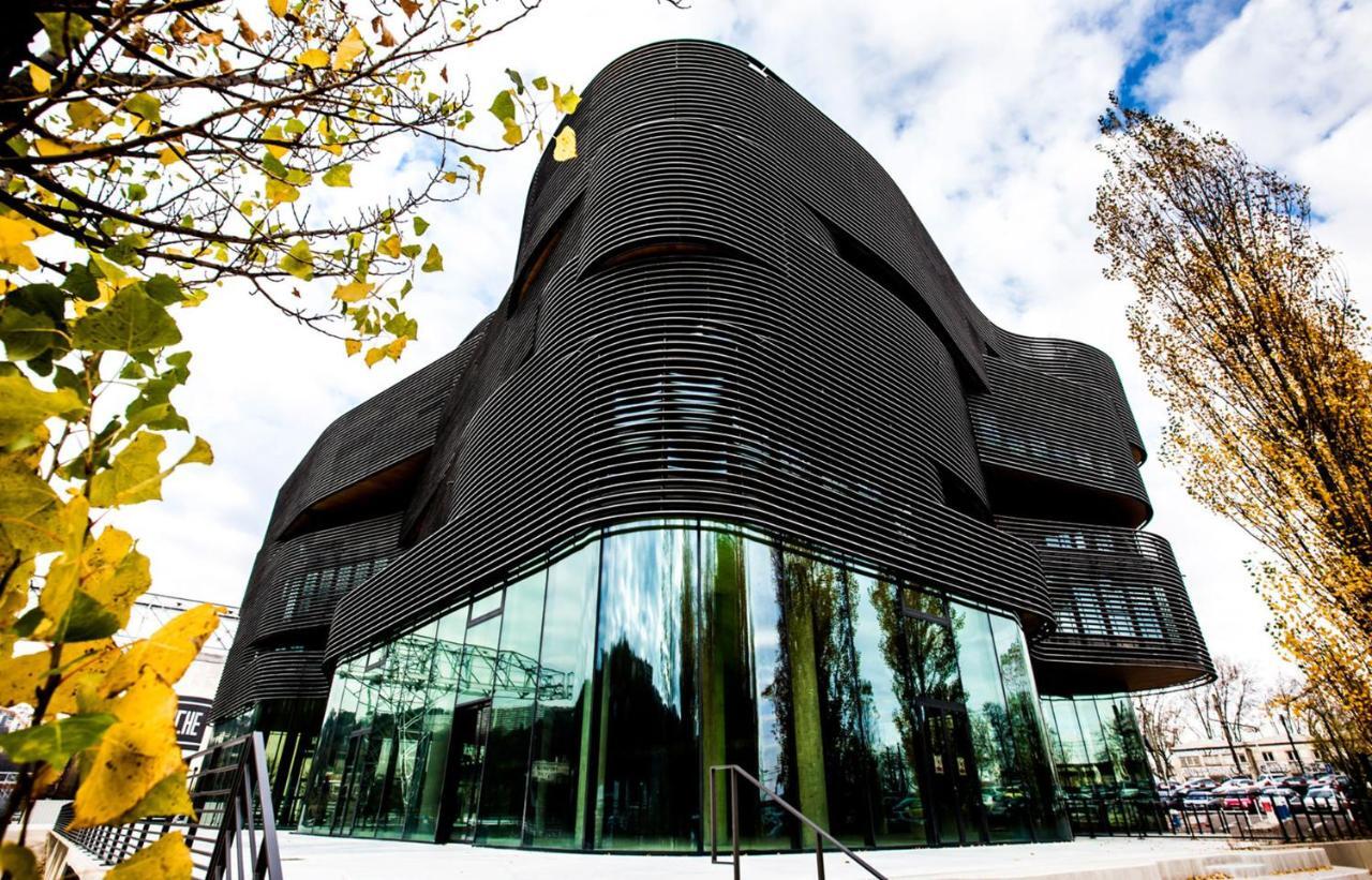 Lyon Confluence - Duplex Au Calme Avec Parking Prive En Option Lägenhet Exteriör bild